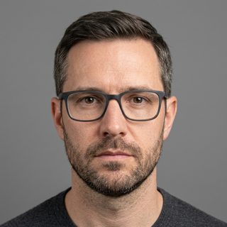 Эксперт Константин Фомин - специалист по материаловедению